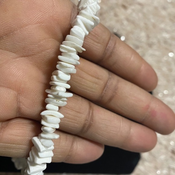 Puka Clam Clip Seashell Necklace Choker White 16in - Picture 7 of 7
